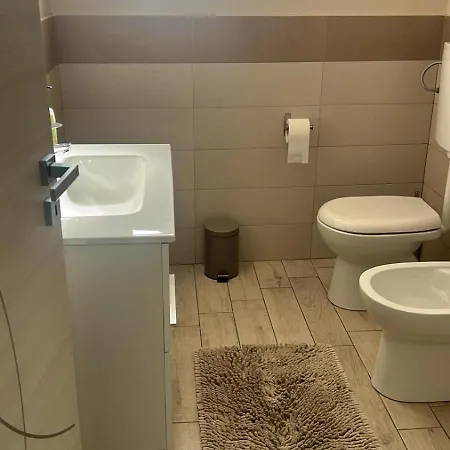 Altamil Apartment